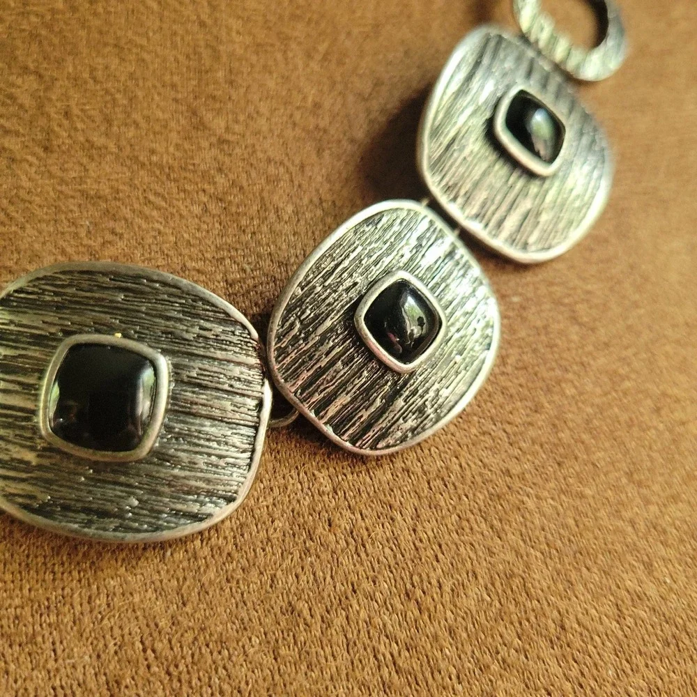 Lia Sophia Silver Tone Black Cabochon Statement Necklace 16-19 Inch Whimsigoth